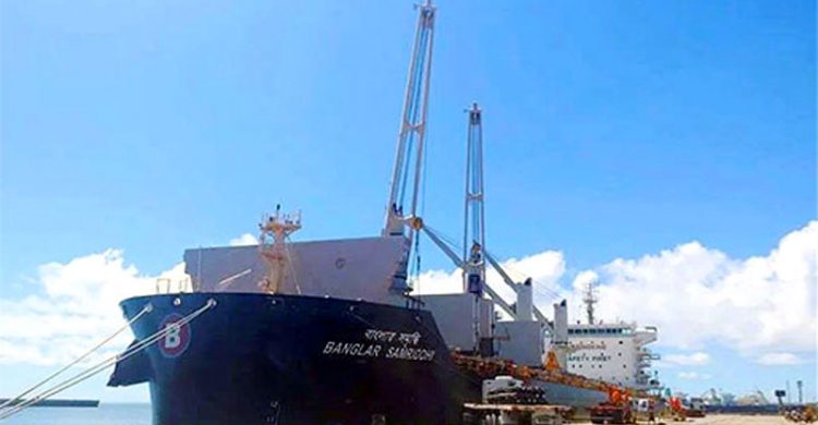 ইউক্রেনের অলিভিয়া বন্দরে আটকা ২৯ বাংলাদেশী নাবিক