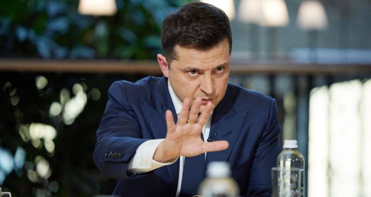 অনুরোধ সত্ত্বেও দেশ থেকে পালাবেন না ইউক্রেন প্রেসিডেন্ট