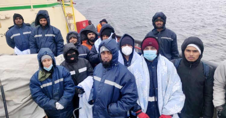 নাবিকদের নিরাপদে ফেরার ছবি ফেসবুকে দিলেন পররাষ্ট্র প্রতিমন্ত্রী