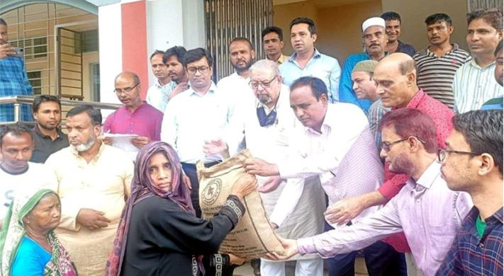 ত্রাণ বিতরণে অনিয়ম হলে কাউকে ছাড় নয়: মন্ত্রী ইমরান আহমদ