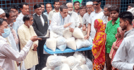 শান্তিগঞ্জে আজিজুস সামাদ ডনের ত্রাণ সামগ্রী বিতরণ