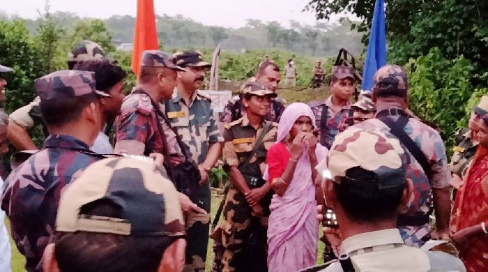 জুড়ীতে নিখোঁজ তরুণী ভারতে আটকের পর হস্তান্তর