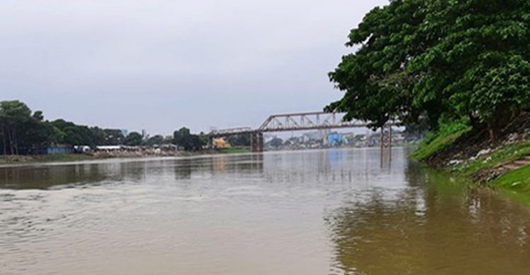 সিলেটে নদ-নদীর পানি কমছে, বাড়ছে ছাতক-দিরাইয়ে