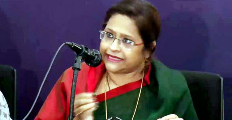 পৈতৃক বাড়ি দখল: তুরিন আফরোজকে আদালতের শোকজ