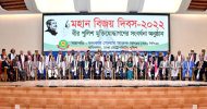 বিজয় দিবস উপলক্ষে পুলিশের বীর মুক্তিযোদ্ধাদের সংবর্ধনা দিল ডিএমপি